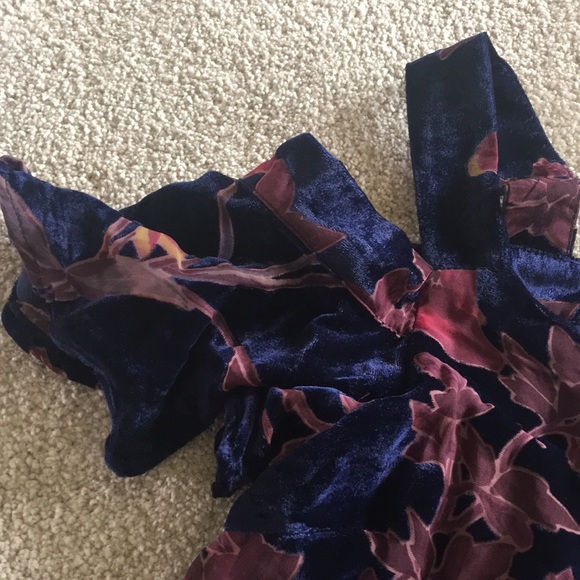 NEW Lucky Brand dressy top - Picture 3 of 3